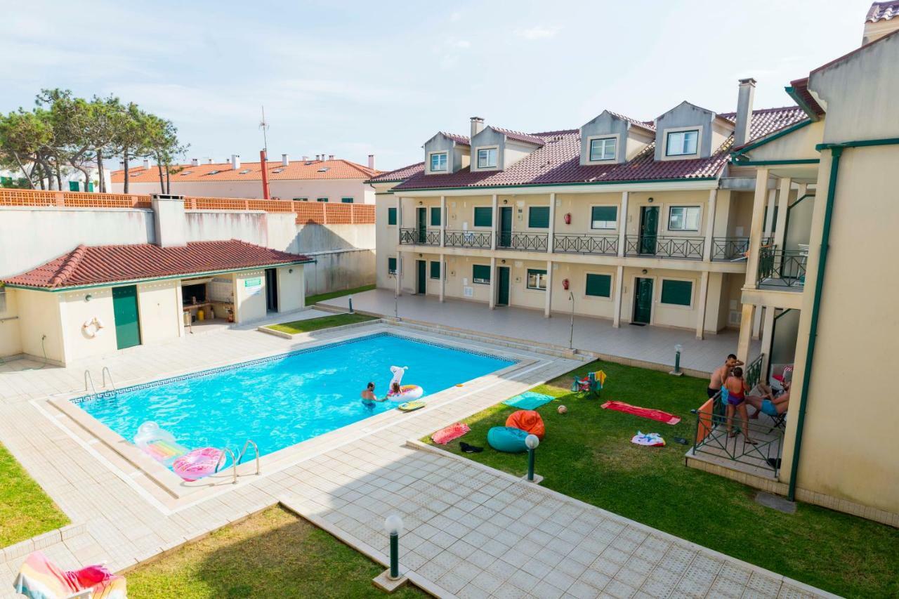 Pedra Do Ouro Swimming Pool Apartment Pataias Extérieur photo
